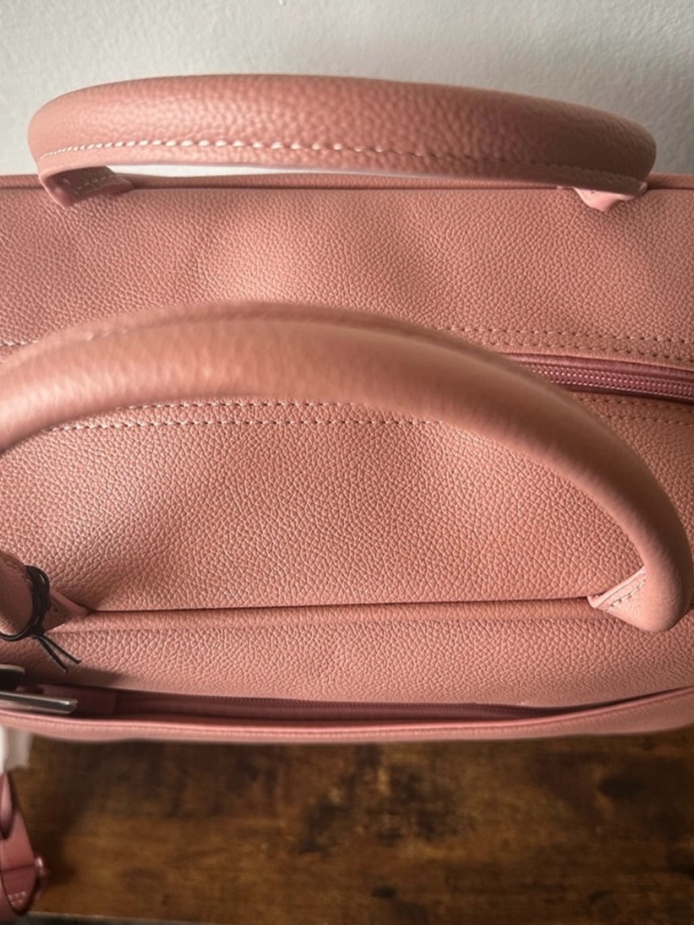 Bugatti Lagos Pink Duffle Bag Weekender with Crossbody Strap Faux Leather NWT - Picture 7 of 10